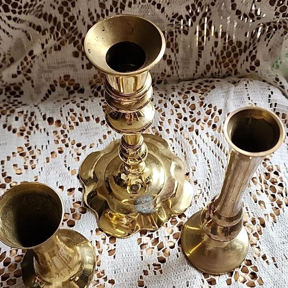 Vintage Set Of 3 Brass Pieces 2 Bud Vases 1 Candlestick